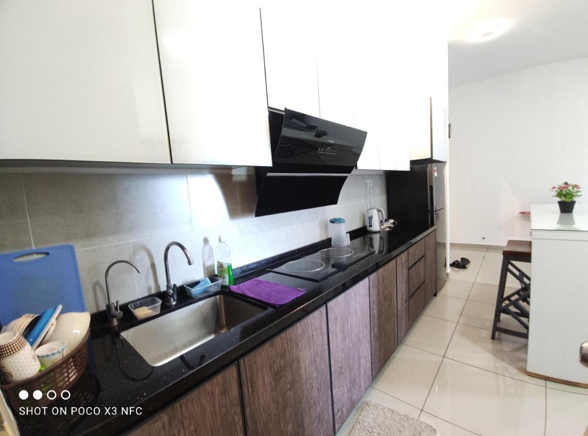 Atlantis Homestay Pool View 1210 말라카 외부 사진