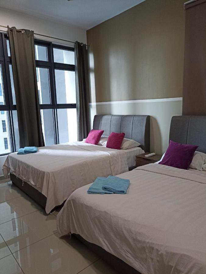 Atlantis Homestay Pool View 1210 말라카 외부 사진