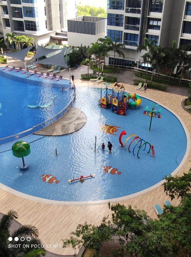 Atlantis Homestay Pool View 1210 말라카 외부 사진