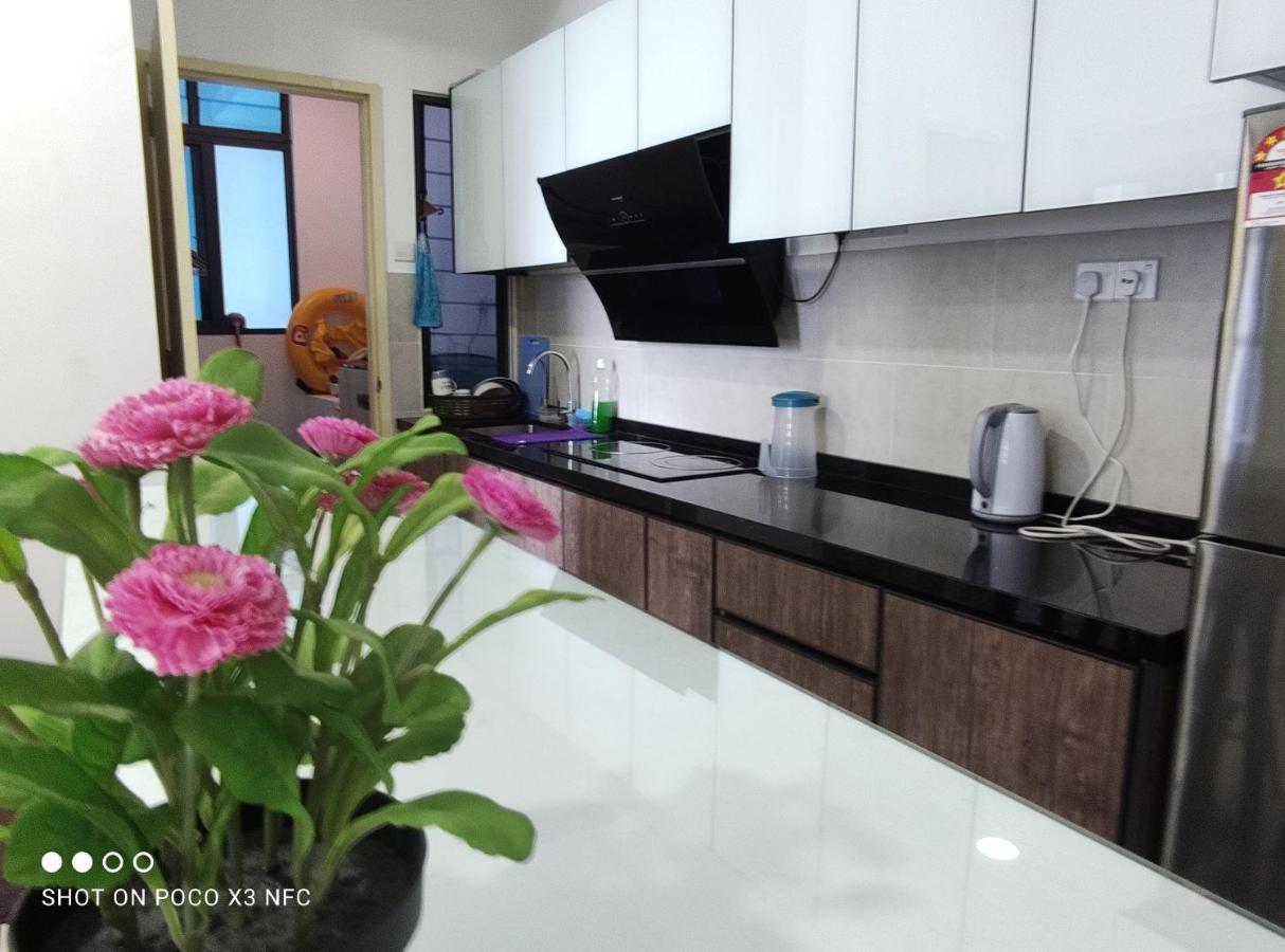 Atlantis Homestay Pool View 1210 말라카 외부 사진